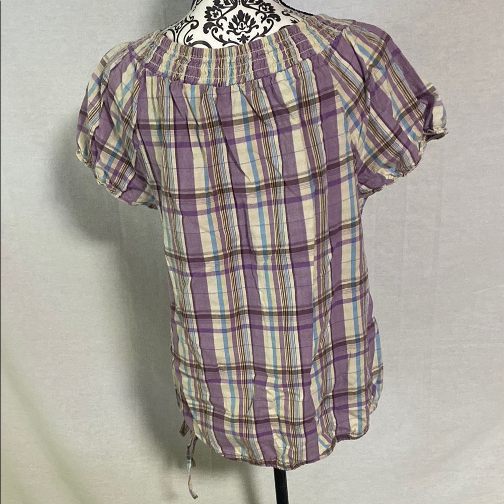 Dress Barn Purple/Tan Smocked Short Sleeve an tie on side Blouse Great condition - Picture 7 of 11
